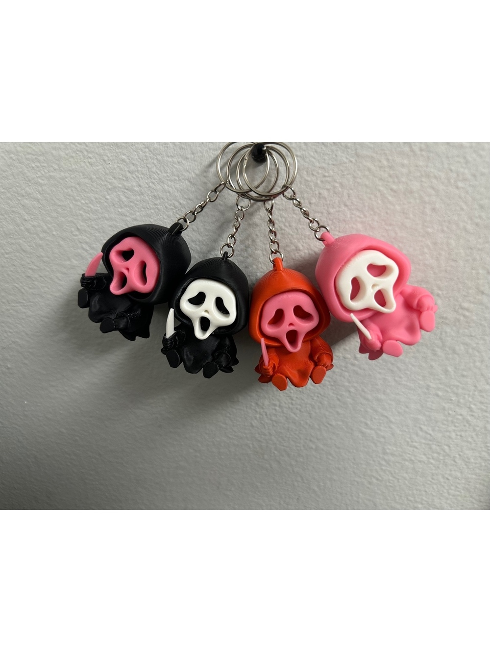 Ghost Face Keychain 4 Pack!